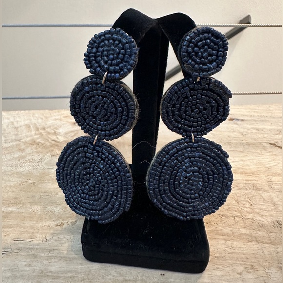 Francesca’s Collections Navy Beaded Circle Drop Earrings Summer Vacation Chic - Picture 1 of 4